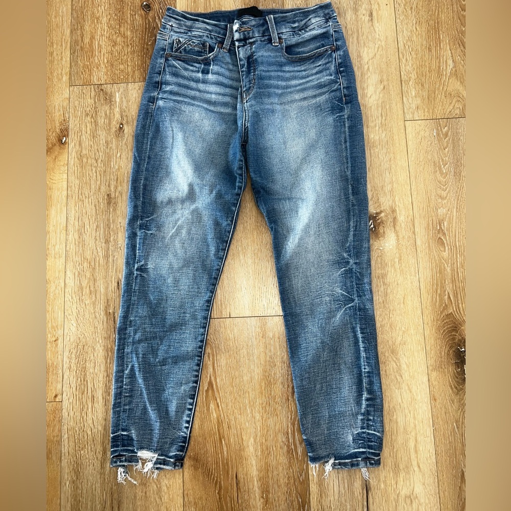 Women’s buckle black jeans size 29